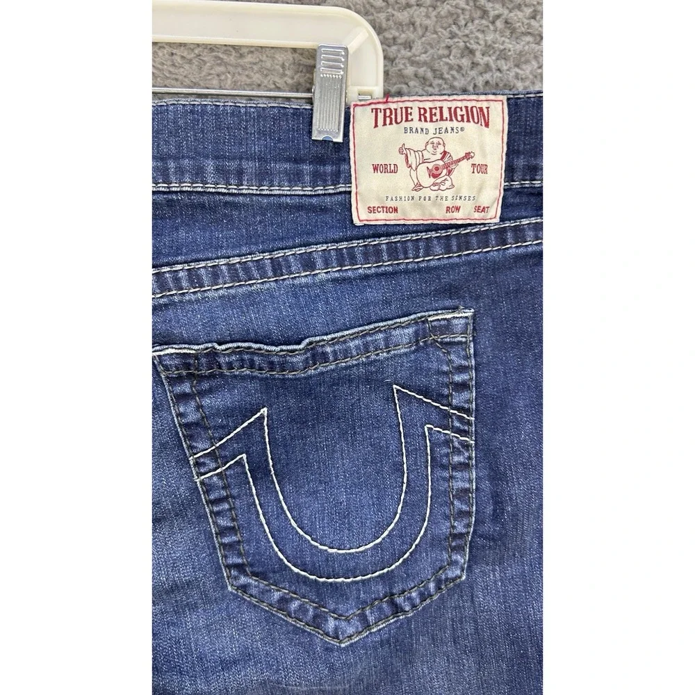 True Religion Jeans Men's Ricky Relaxed Straight Size 42x33 Blue Denim Med Wash